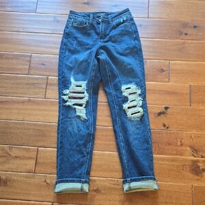 Judy Blue Ripped Boyfriend Jeans in Dark Blue